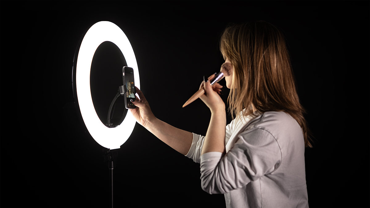 Lampa pierścieniowa do makijażu Mitoya RL480