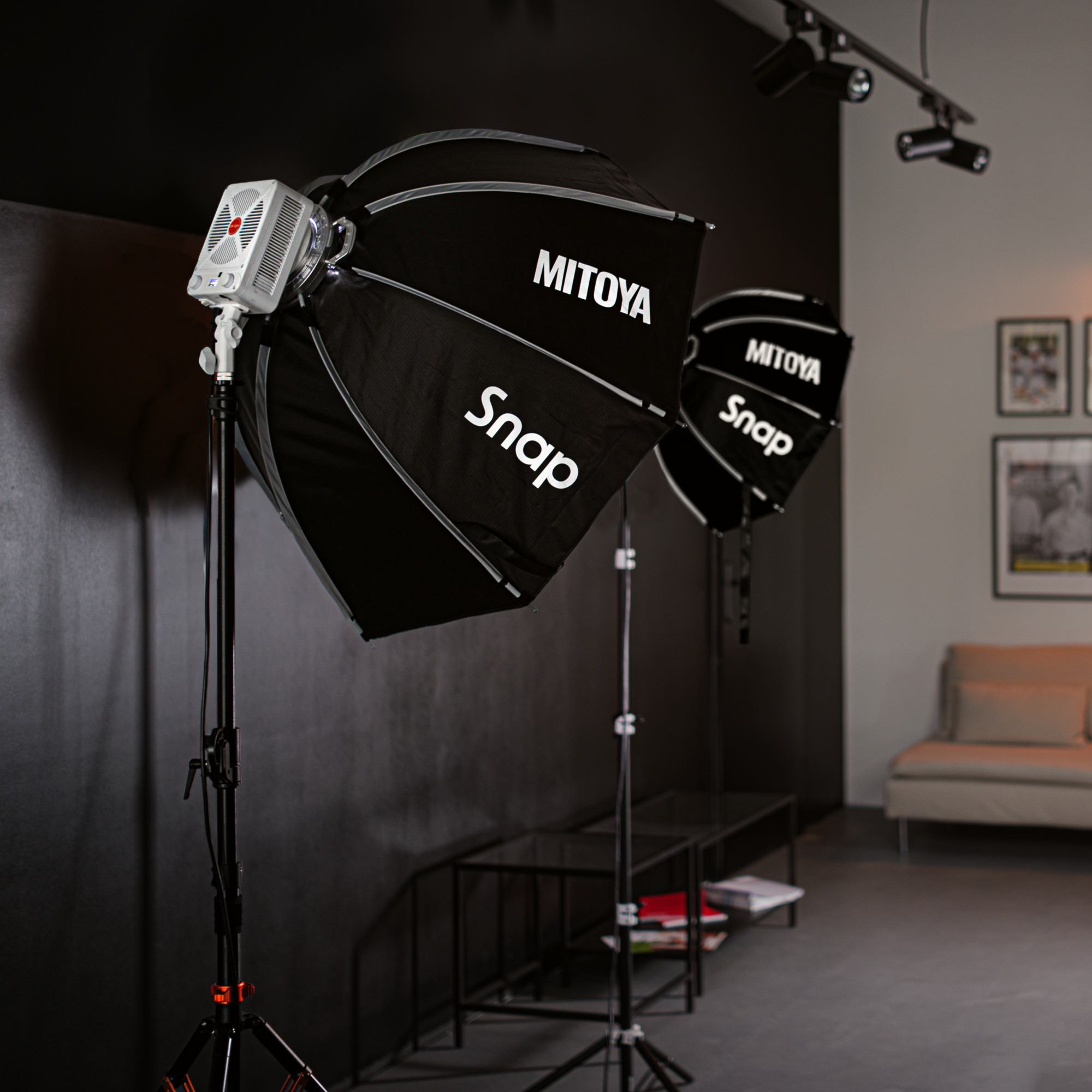 Nowe softboxy z systemem szybkiego rozkładania od MITOYA